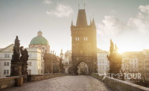 Wycieczka firmowa do Pragi - Most Karola i Stare Miasto