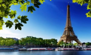 Wycieczka firmowa do Paryża - wieża Eiffla i Sekwana