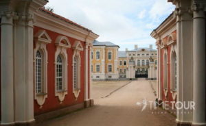 Wycieczka firmowa na Łotwę - barokowy Pałac Rundale