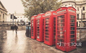 Wycieczka szkolna do Londynu - budki telefoniczne