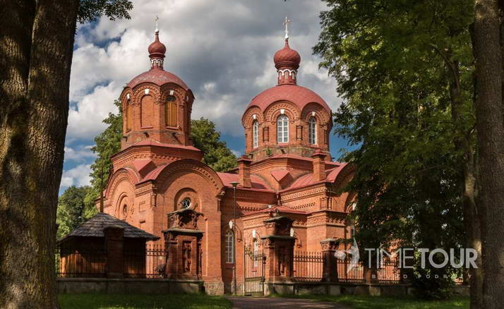 Wycieczka szkolna na Podlasie- cerkiew w Białowieży