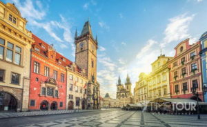 Wycieczka szkolna do Pragi - Stare Miasto i Orloj