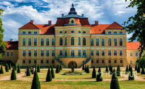 Wycieczka szkolna do Wielkopolski - Pałac w Rogalinie