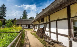 Wycieczka szkolna do Słowińskiego Parku Narodowego - skansen w Klukach